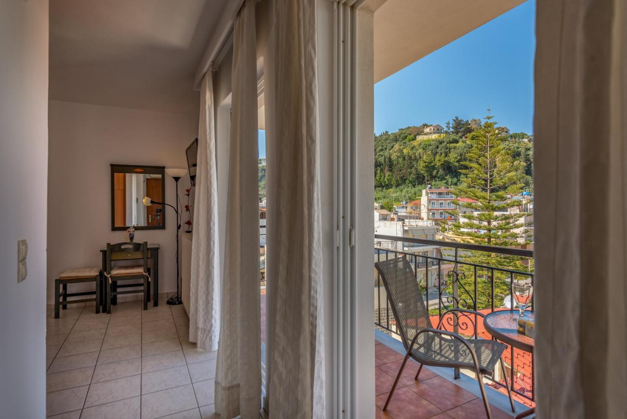 Seafront Spirit Suites Zakynthos Quarto foto