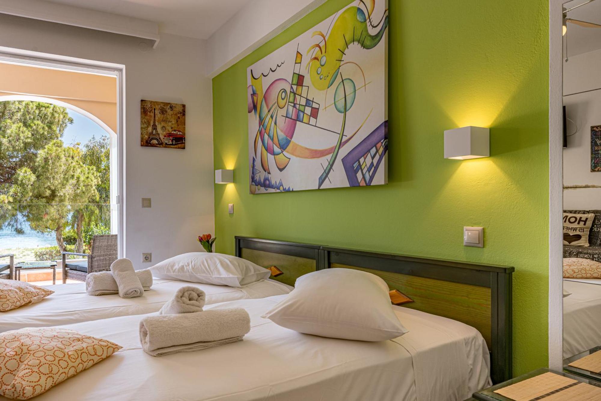 Seafront Spirit Suites Zakynthos Quarto foto