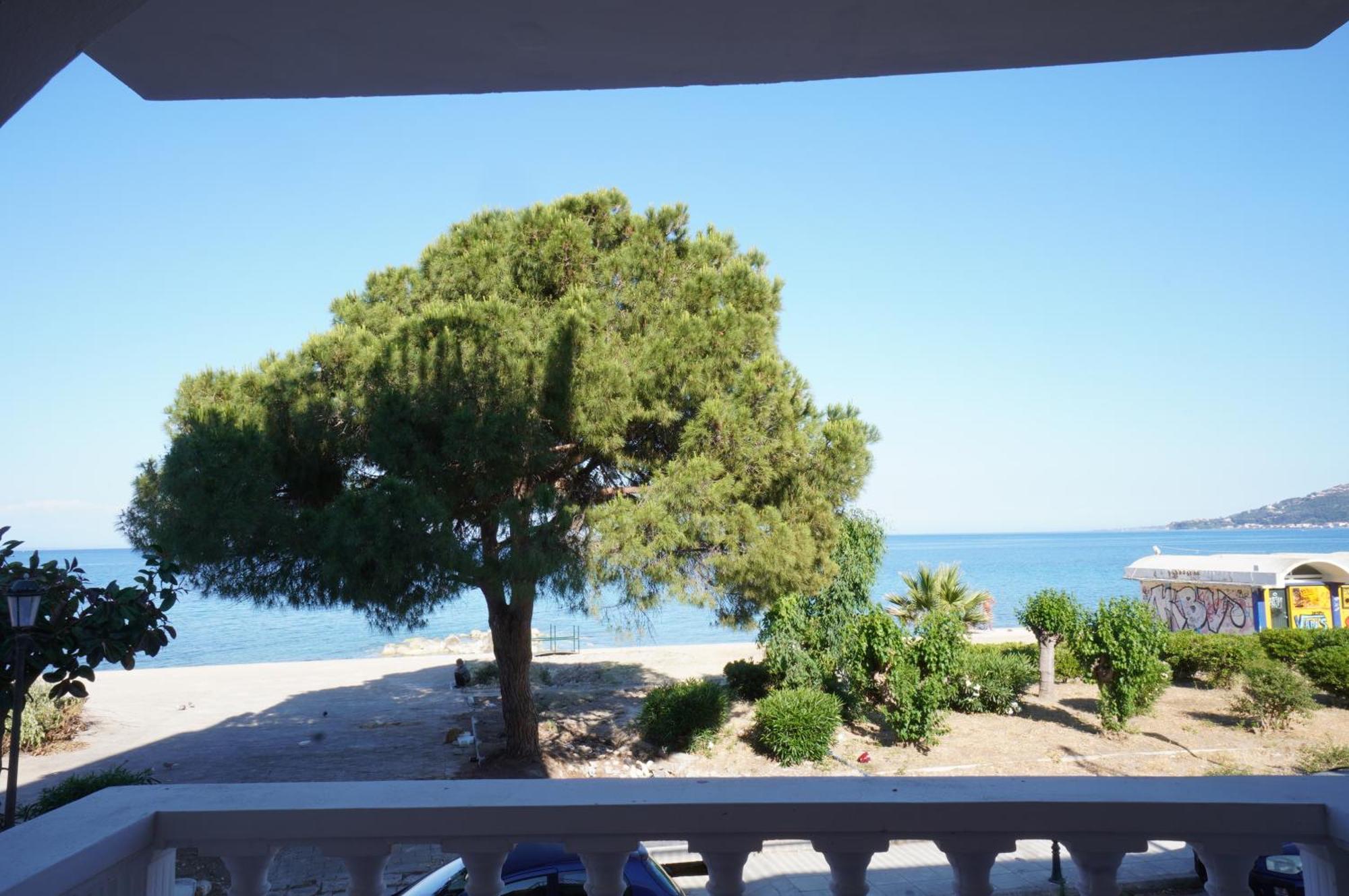 Seafront Spirit Suites Zakynthos Quarto foto