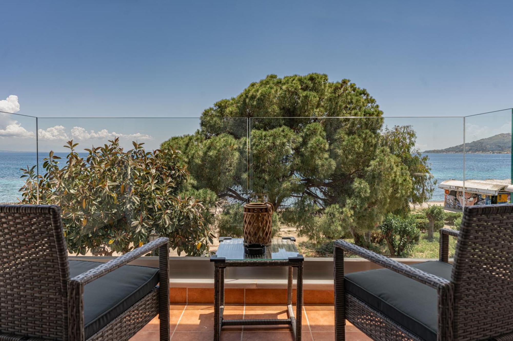 Seafront Spirit Suites Zakynthos Quarto foto
